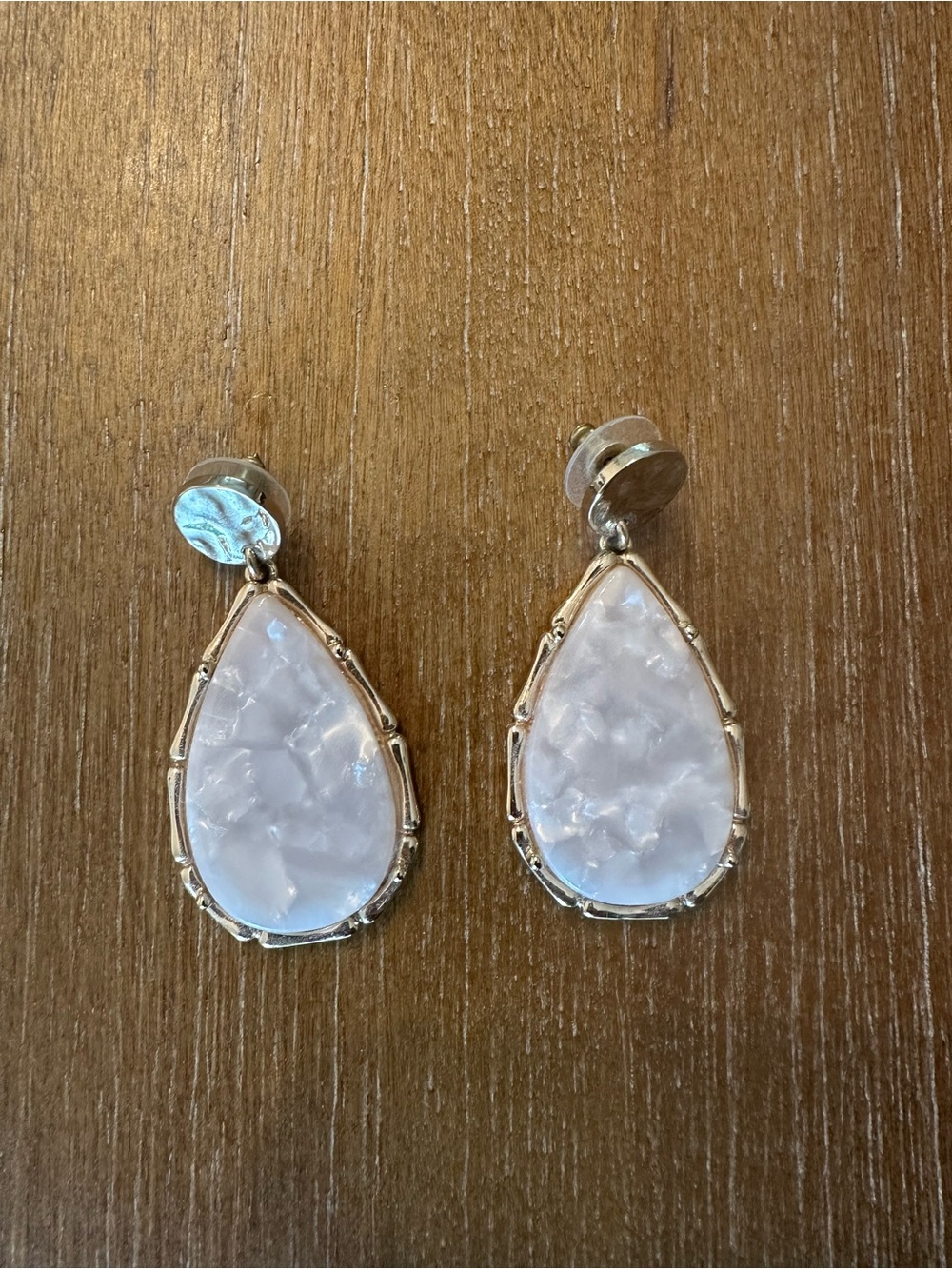 Lilly Pulitzer Gold Teardrop White Mother-of-Pearl Earrings